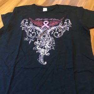 4/$28 NWOT Breast Cancer Awareness Shirt 2013